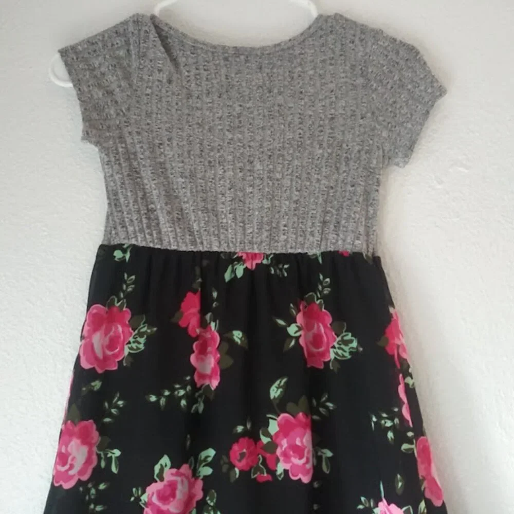 Wonder Nation girl's size M (7-8) black and gray floral dress